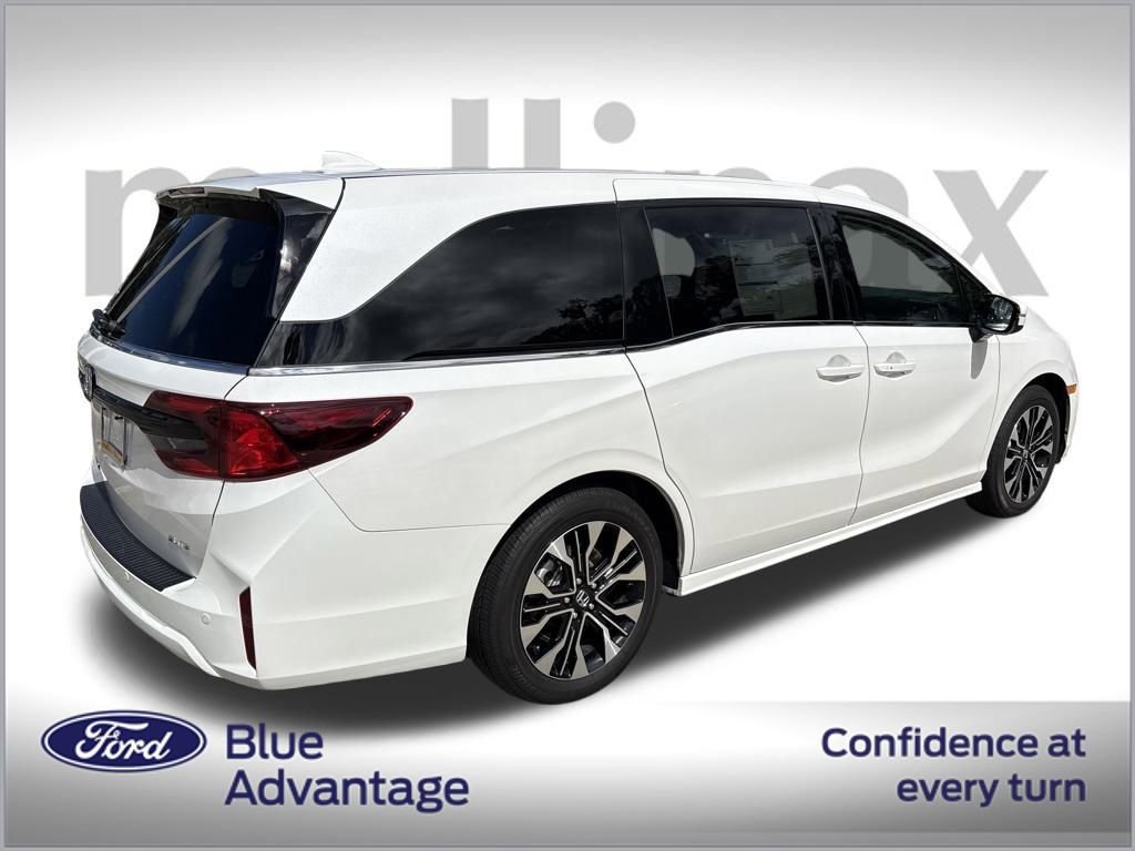 Used 2025 Honda Odyssey Elite image 3
