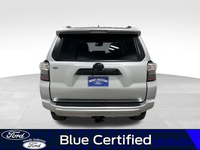 Used 2022 Toyota 4Runner TRD Off-Road image 3