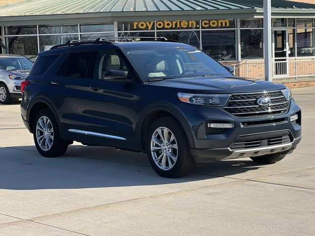 Certified 2023 Ford Explorer XLT w/ Equipment Group 202A image 7