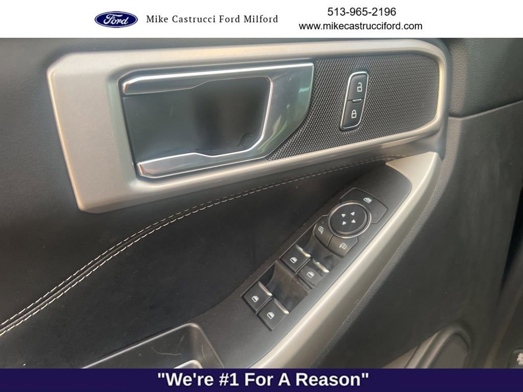 Certified 2021 Ford Explorer XLT w/ Equipment Group 202A image 17