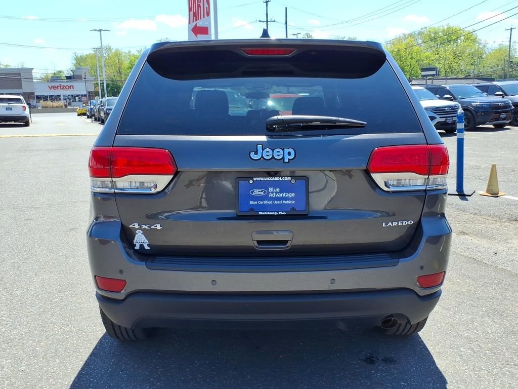 Used 2019 Jeep Grand Cherokee Laredo AWD/4WD image 5