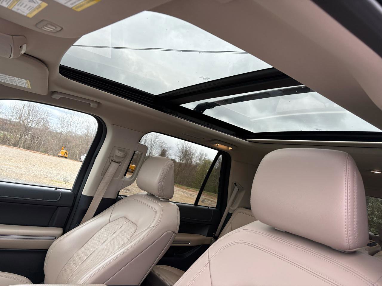 Certified 2024 Ford Expedition Limited image 19