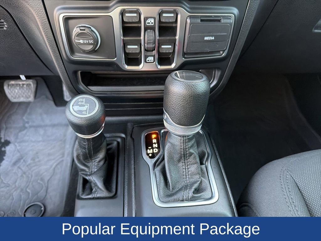 Used 2023 Jeep Gladiator Sport image 23