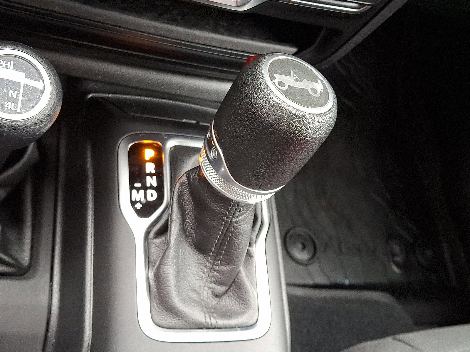 Used 2020 Jeep Wrangler Unlimited Sport image 17