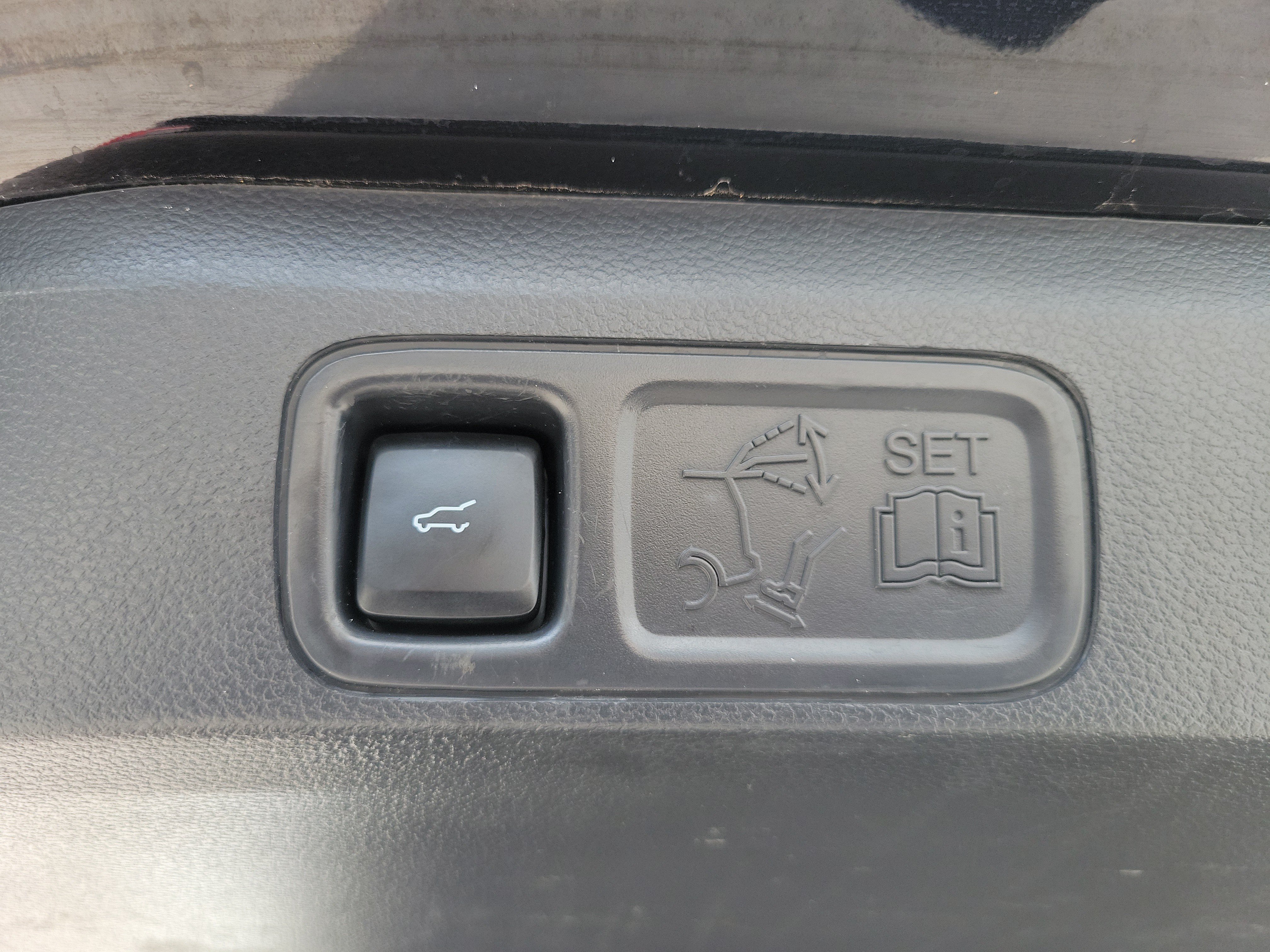Certified 2023 Ford Expedition Max Platinum RWD image 18