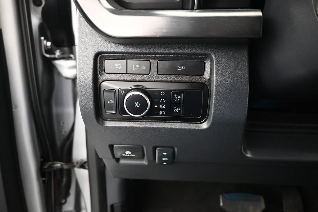 Certified 2024 Ford F250 Lariat w/ Sport Appearance Package AWD/4WD image 13