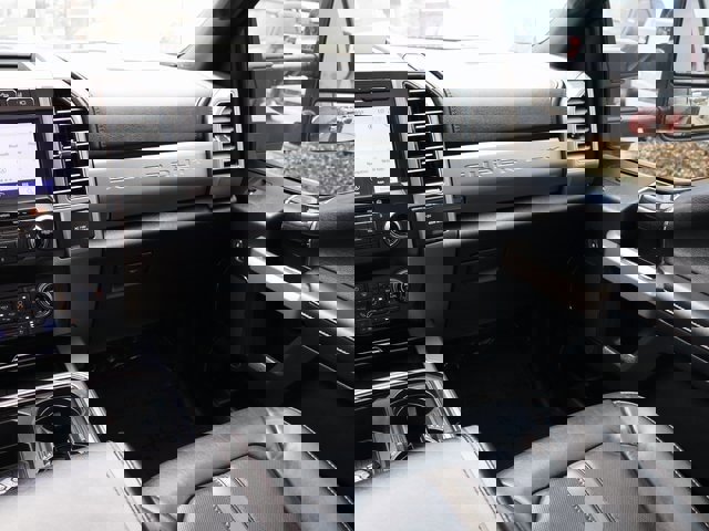 Certified 2020 Ford F450 Platinum w/ FX4 Off-Road Package image 14