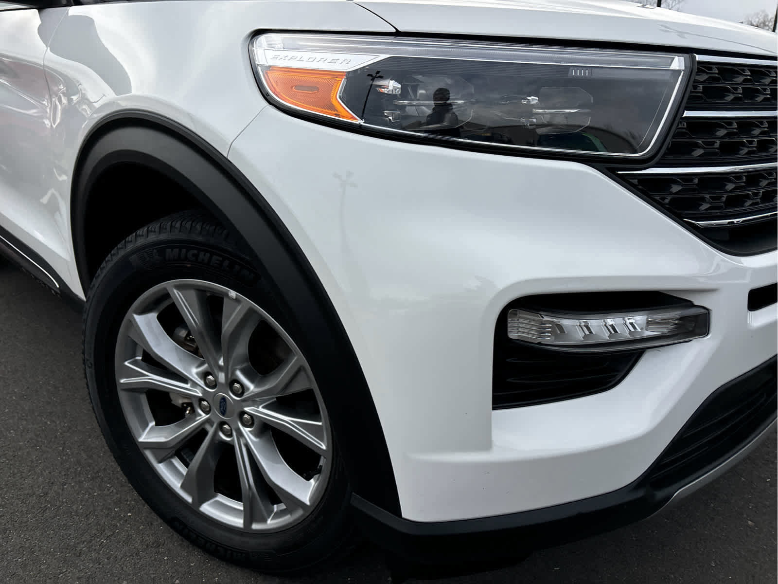 Certified 2022 Ford Explorer XLT w/ Equipment Group 202A image 30