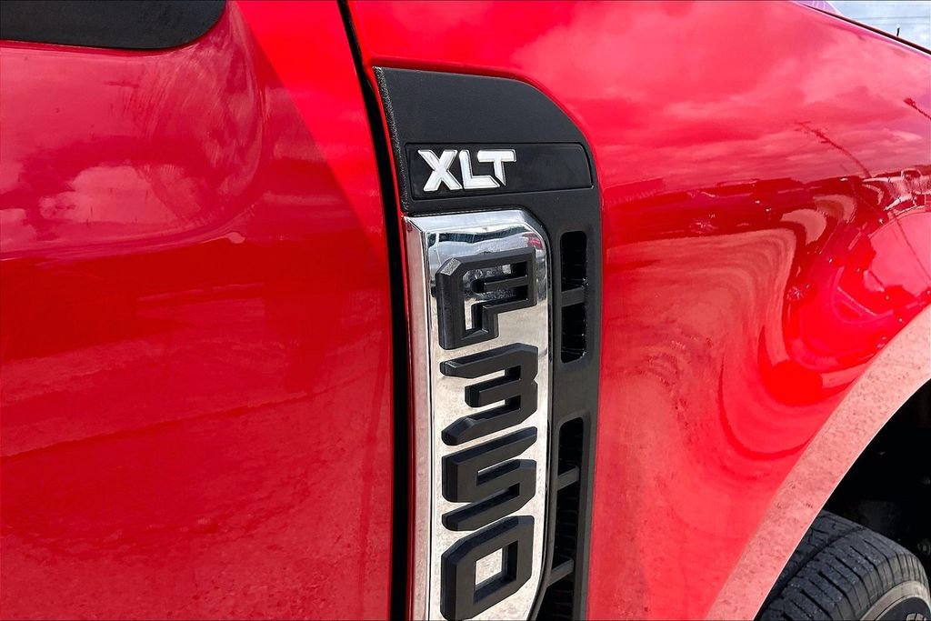 Certified 2025 Ford F350 XLT AWD/4WD image 18