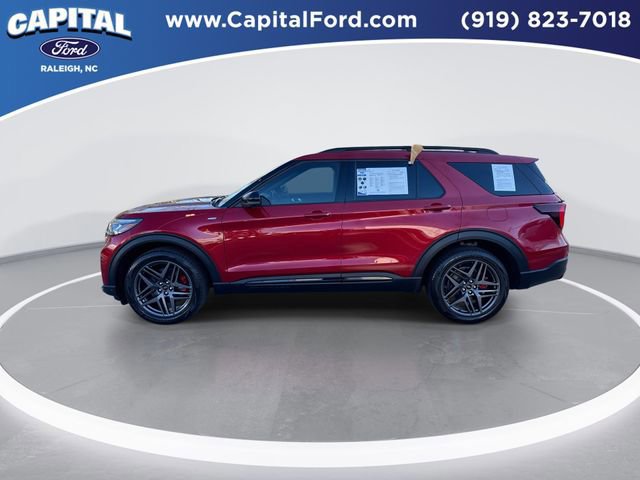 Certified 2025 Ford Explorer ST-Line w/ Premium Package image 3