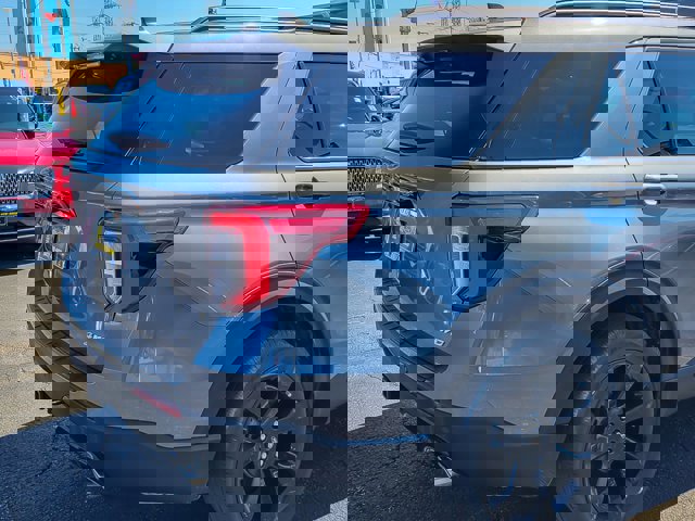 Certified 2023 Ford Explorer ST-Line w/ Class IV Trailer Tow Package image 4