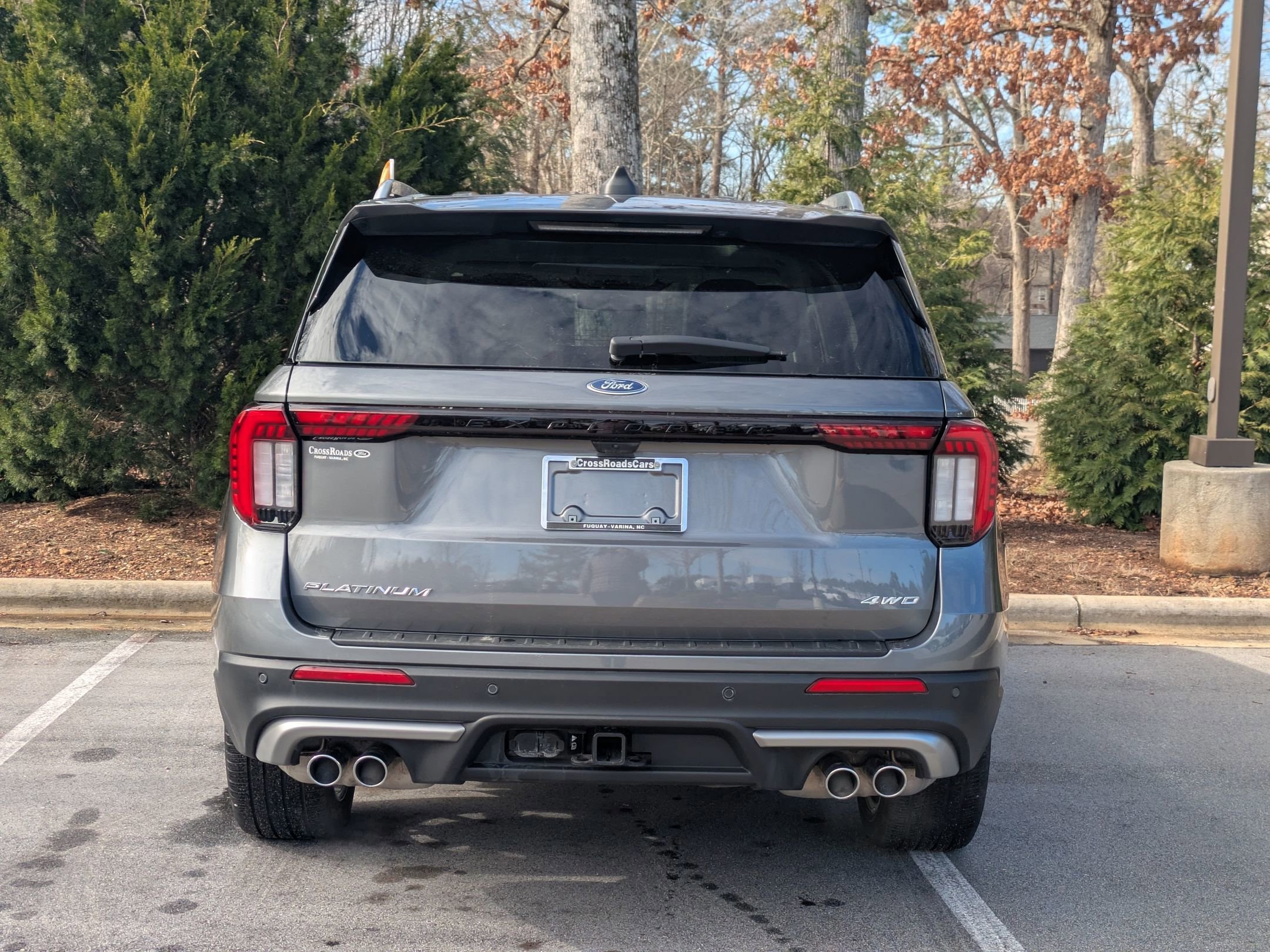 Certified 2025 Ford Explorer Platinum w/ Ultimate Package image 3