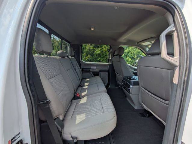 Certified 2022 Ford F250 XLT w/ XLT Premium Package AWD/4WD image 32