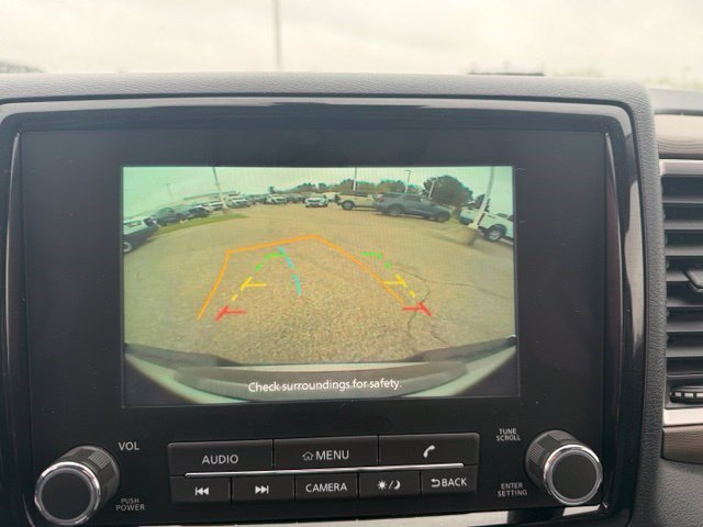 Used 2022 Nissan Frontier SV AWD/4WD image 19