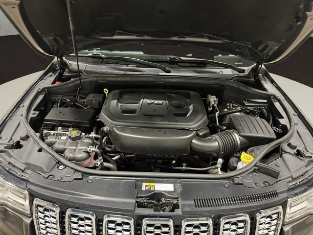 Used 2018 Jeep Grand Cherokee Summit AWD/4WD image 26
