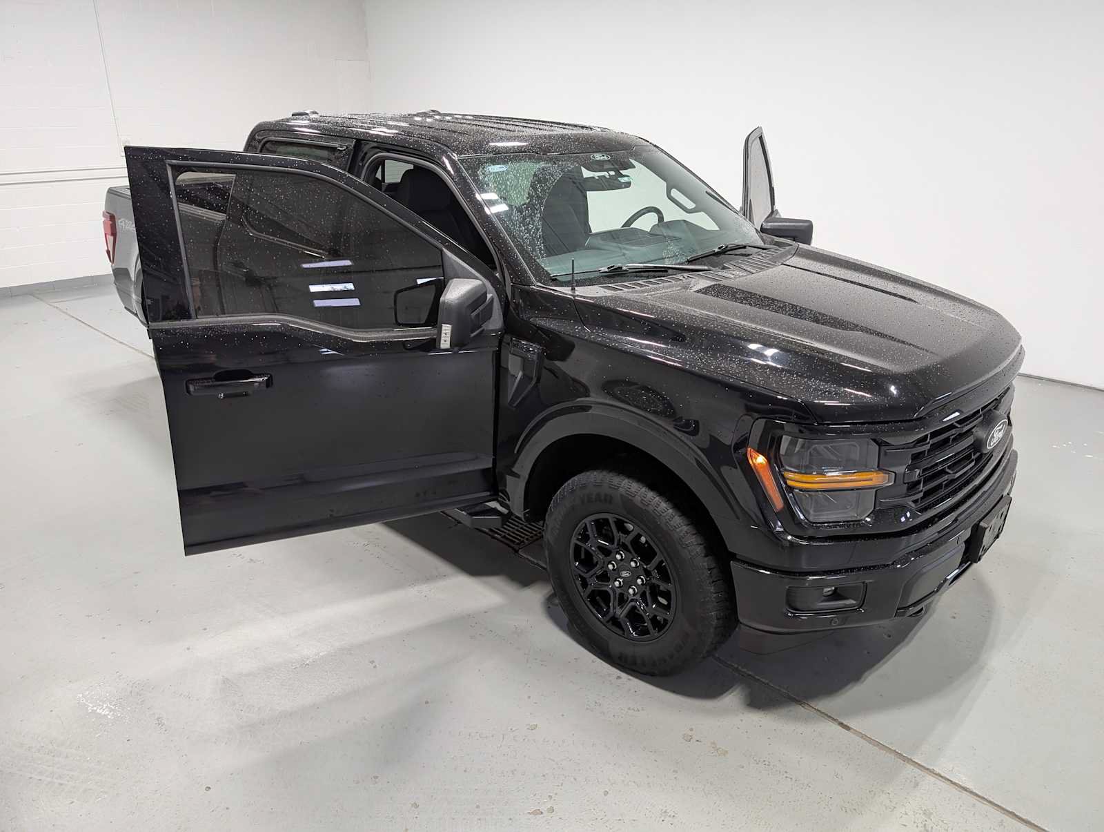 Certified 2024 Ford F150 XLT w/ Equipment Group 302A MID AWD/4WD image 16