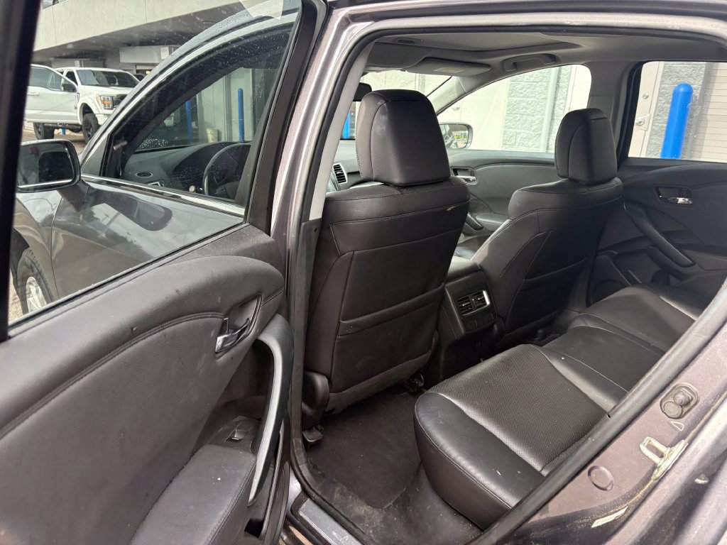 Used 2017 Acura RDX w/ Tech & AcuraWatch Plus Pack AWD/4WD image 29