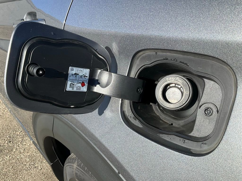 Certified 2021 Ford Explorer Limited w/ Equipment Group 301A image 23