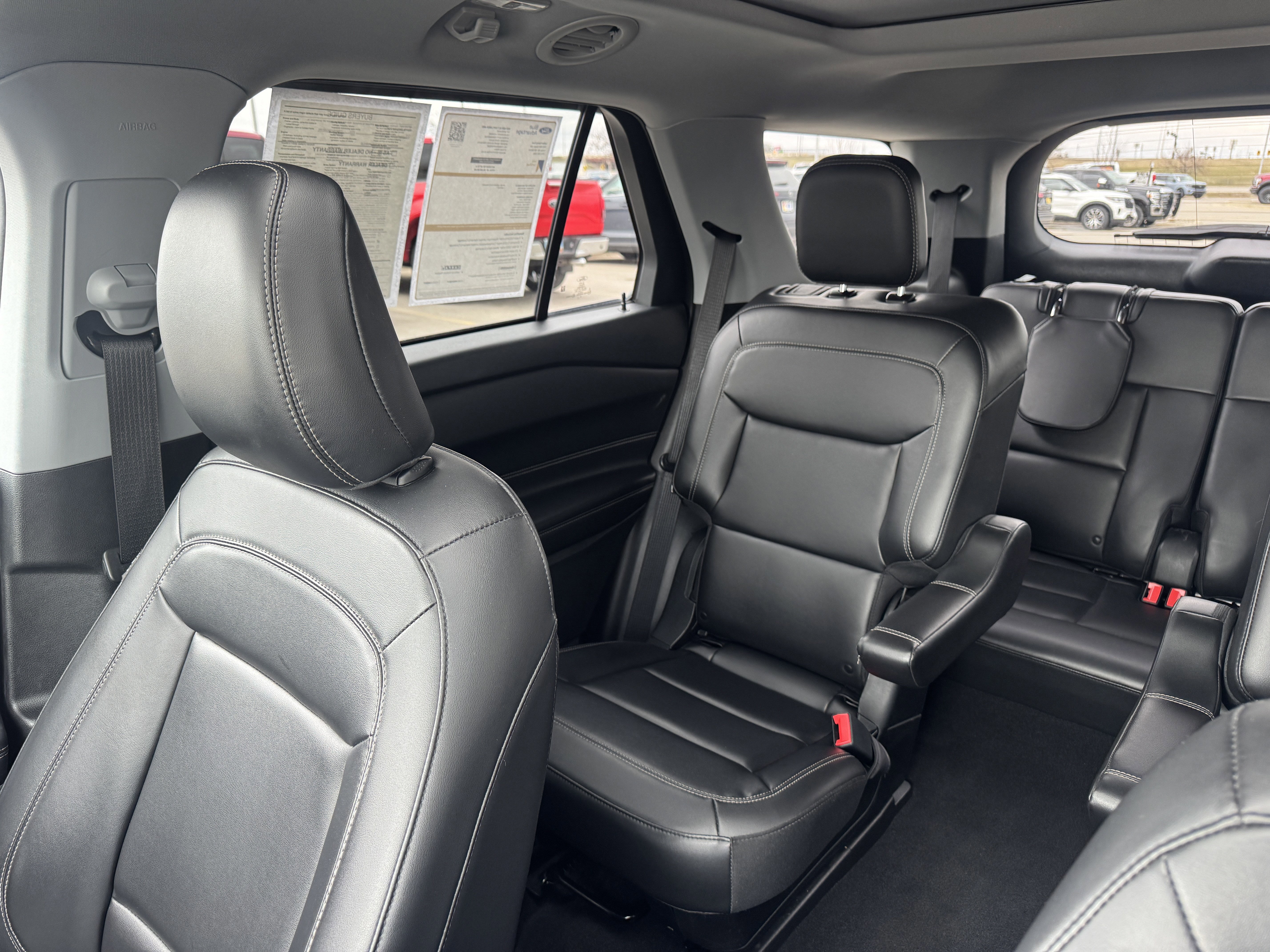 Certified 2022 Ford Explorer XLT AWD/4WD image 12
