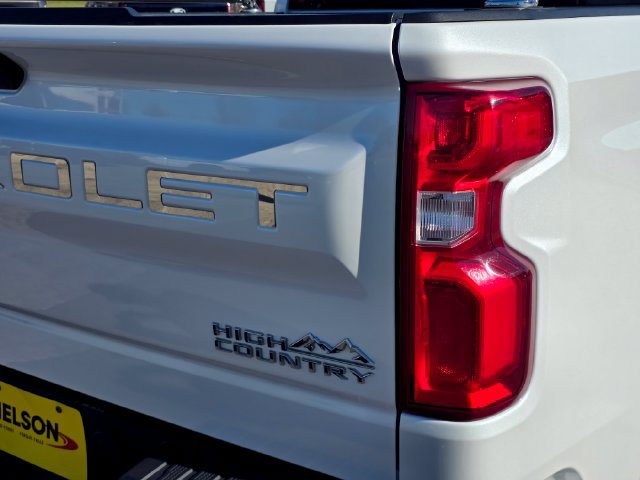 Used 2019 Chevrolet Silverado 1500 High Country AWD/4WD image 12