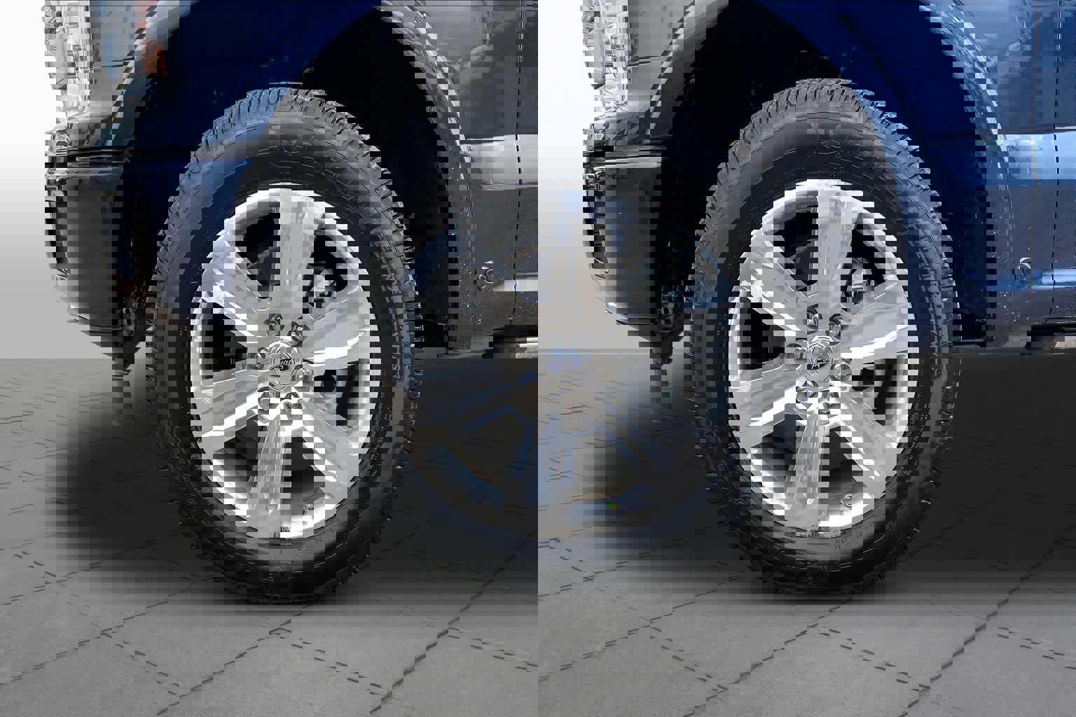 Certified 2019 Ford F150 Platinum w/ Equipment Group 701A Luxury AWD/4WD image 13