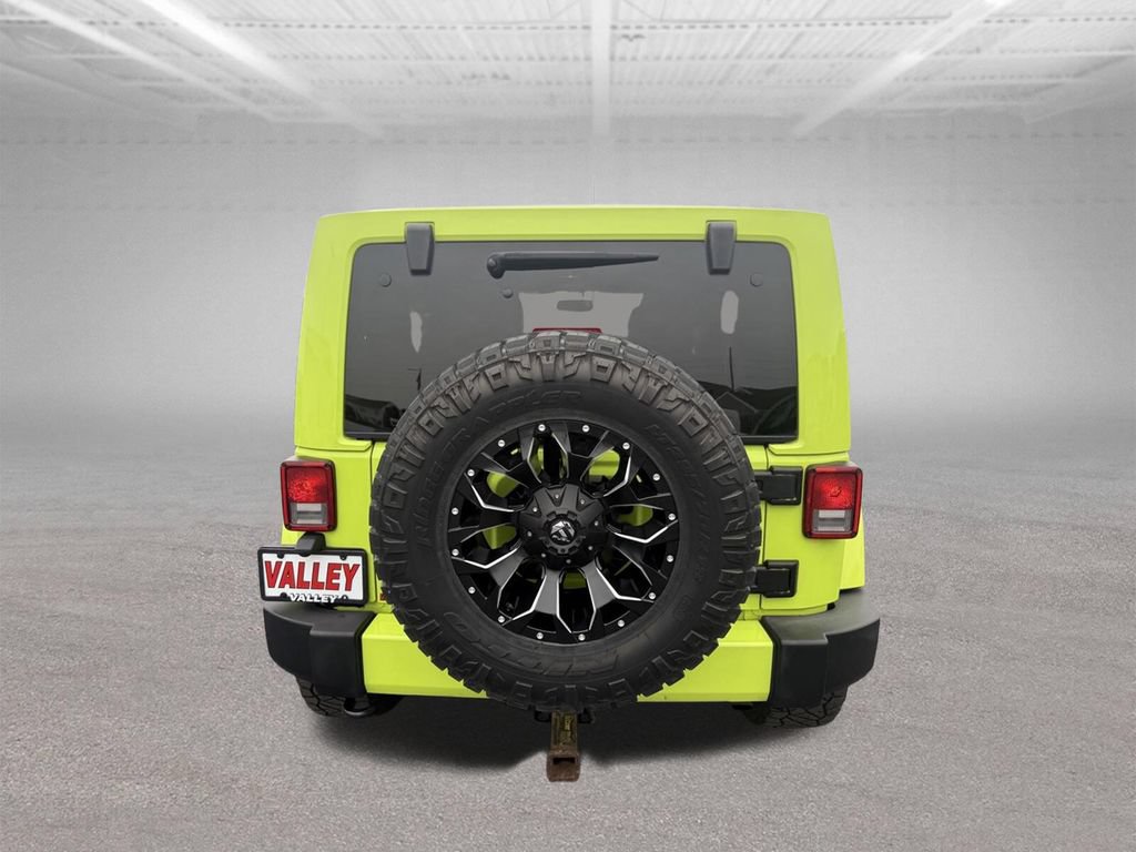 Used 2017 Jeep Wrangler Unlimited Sahara w/ Dual Top Group AWD/4WD image 7