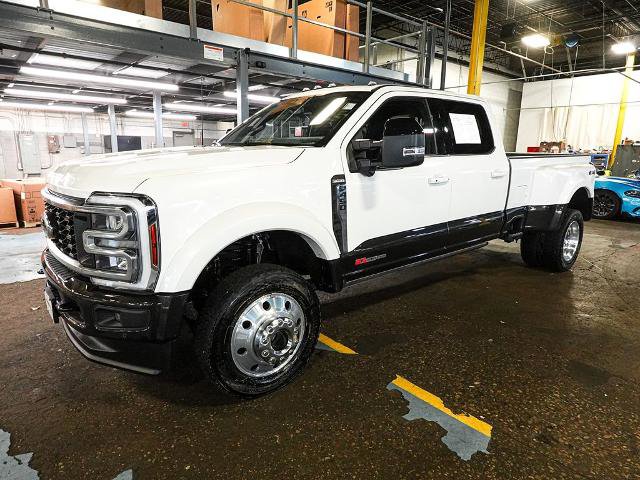 Certified 2025 Ford F450 King Ranch AWD/4WD image 3