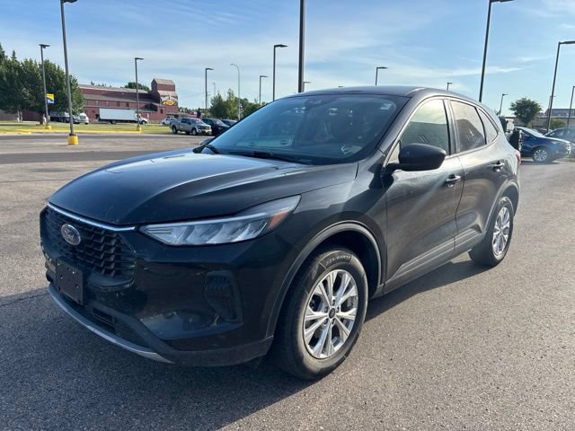Certified 2025 Ford Escape Active AWD/4WD image 3