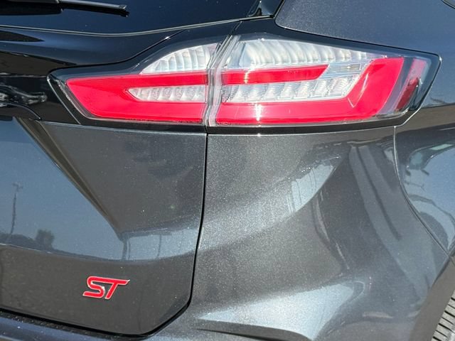 Certified 2020 Ford Edge ST w/ Equipment Group 401A AWD/4WD image 32