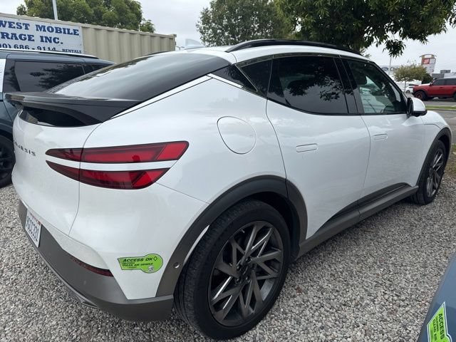 Used 2023 Genesis GV60 Advanced AWD/4WD image 3