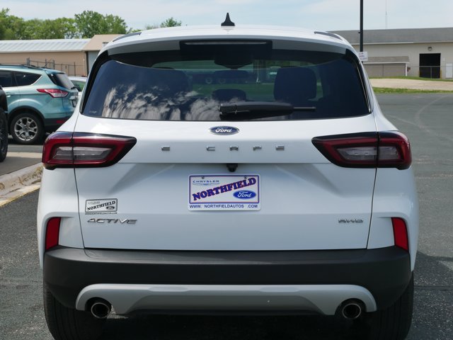 Certified 2025 Ford Escape Active AWD/4WD image 7