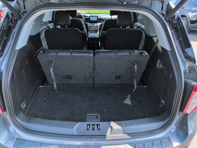 Certified 2023 Ford Explorer XLT w/ Equipment Group 202A AWD/4WD image 19
