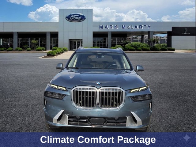 Used 2025 BMW X7 xDrive40i AWD/4WD image 9