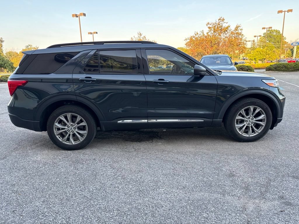 Certified 2024 Ford Explorer XLT w/ Equipment Group 202A AWD/4WD image 15