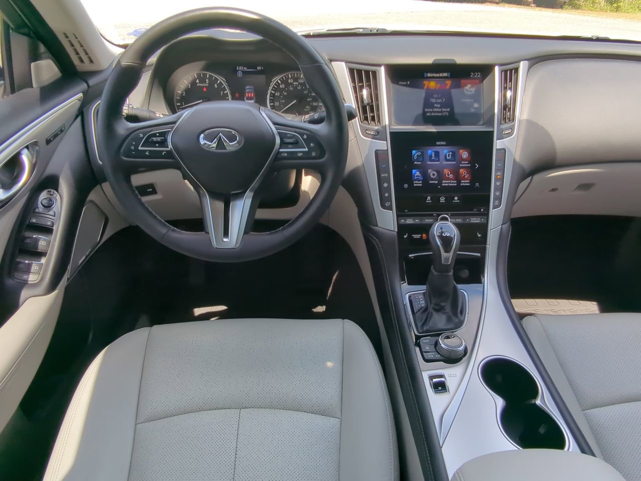 Used 2023 INFINITI Q50 Luxe w/ Cargo Package RWD image 13
