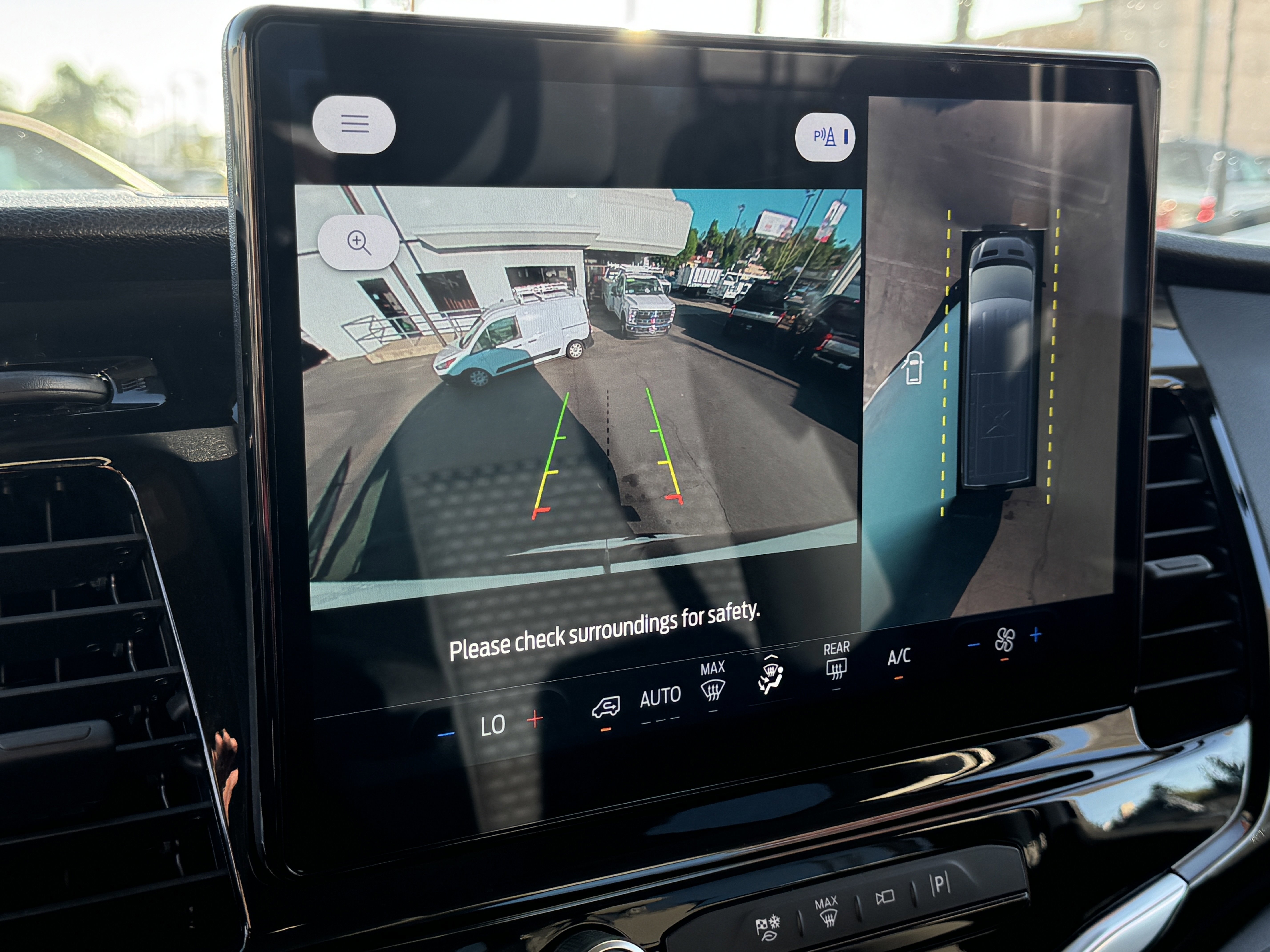 Certified 2023 Ford Transit 350 XLT image 20