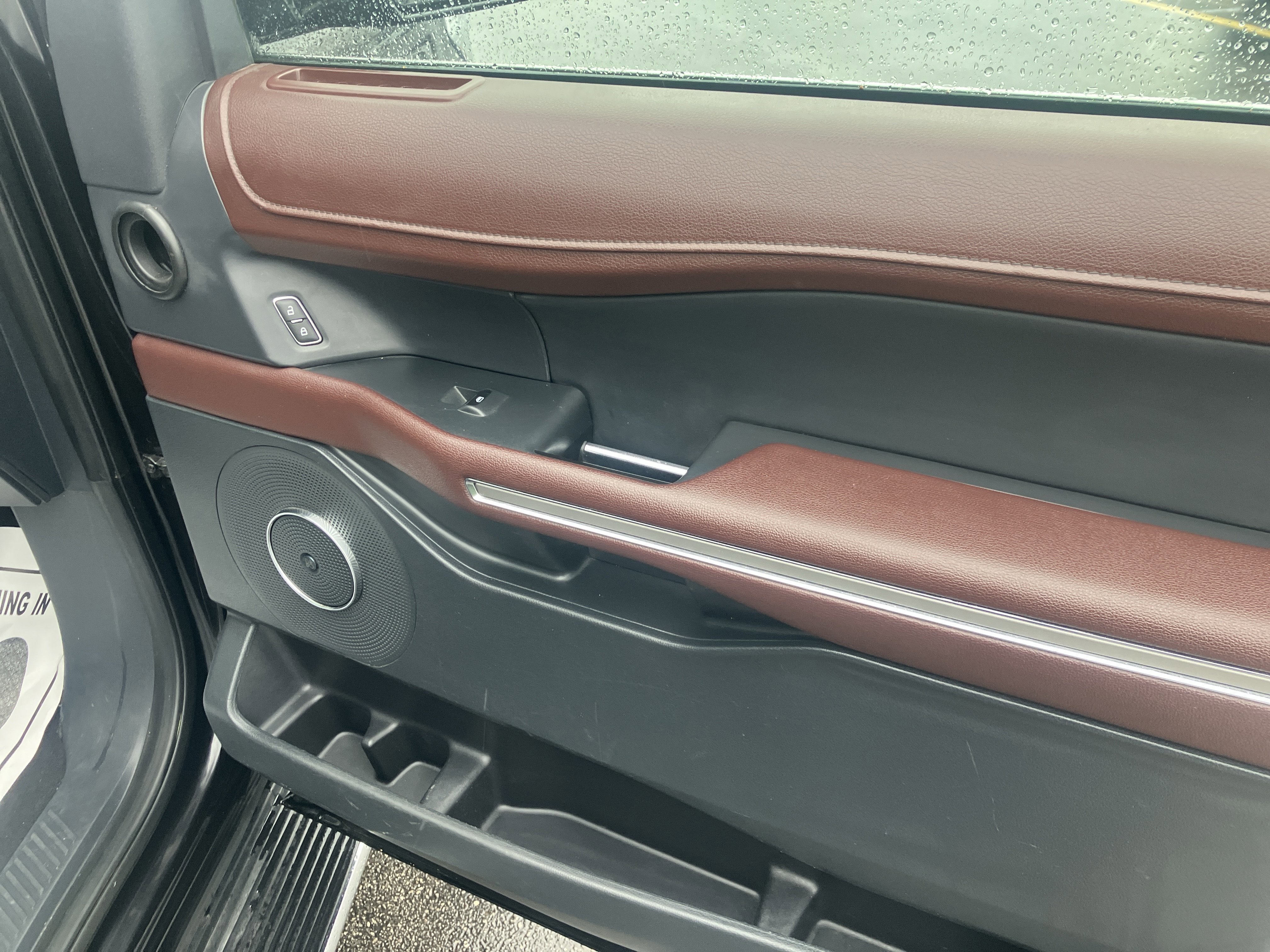 Certified 2022 Ford Expedition Max Limited image 10