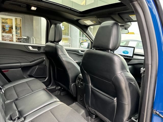 Certified 2023 Ford Escape ST-Line Select w/ Tech Pack #2 AWD/4WD image 52