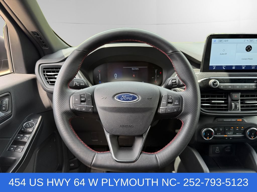 Certified 2025 Ford Escape ST-Line AWD/4WD image 12