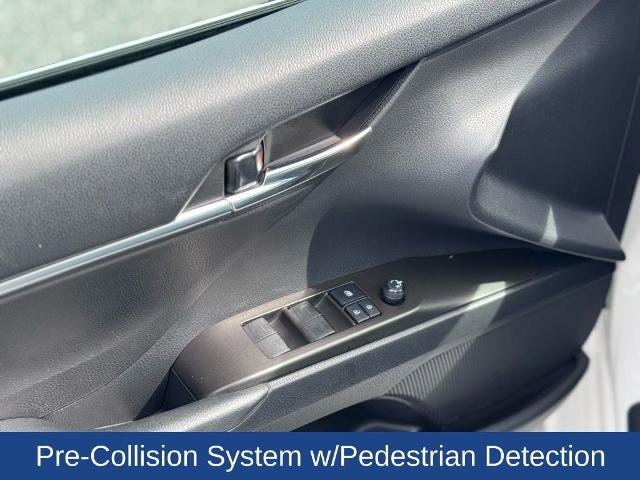 Used 2021 Toyota Camry SE image 10