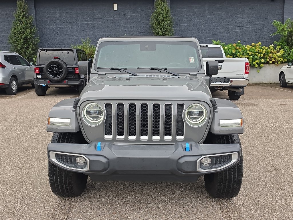 Used 2022 Jeep Wrangler Unlimited Sahara w/ Cold Weather Group AWD/4WD image 2