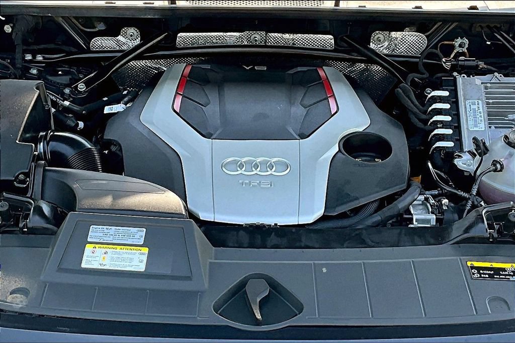Used 2020 Audi SQ5 Premium Plus w/ Premium Plus Package AWD/4WD image 34