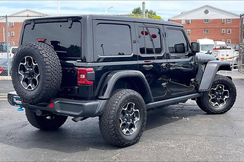 Used 2022 Jeep Wrangler Unlimited Rubicon 4xe w/ Cold Weather Group AWD/4WD image 11
