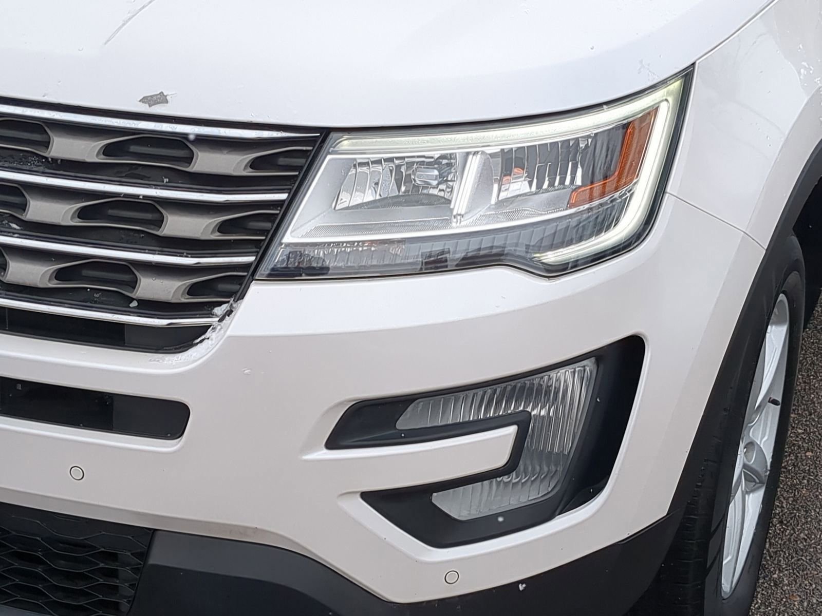 Certified 2017 Ford Explorer XLT w/ Equipment Group 202A image 15