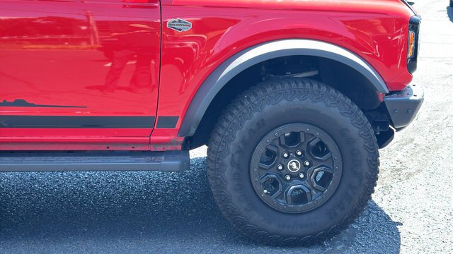 Certified 2023 Ford Bronco Wildtrak AWD/4WD image 12