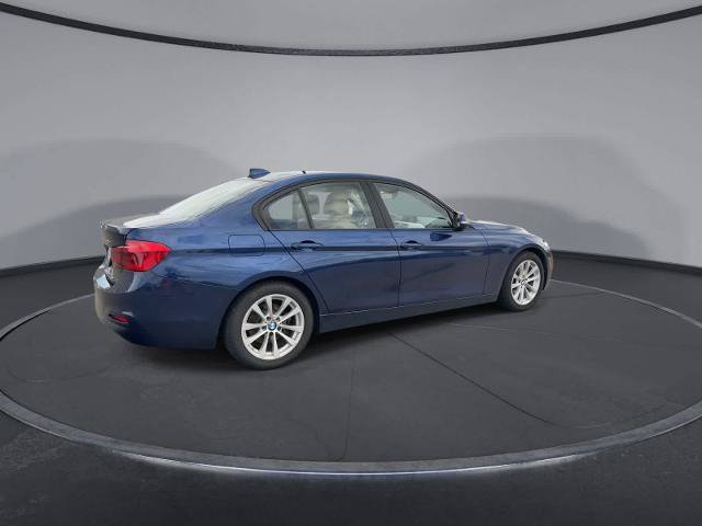 Used 2018 BMW 320i xDrive Sedan w/ Convenience Package AWD/4WD image 8