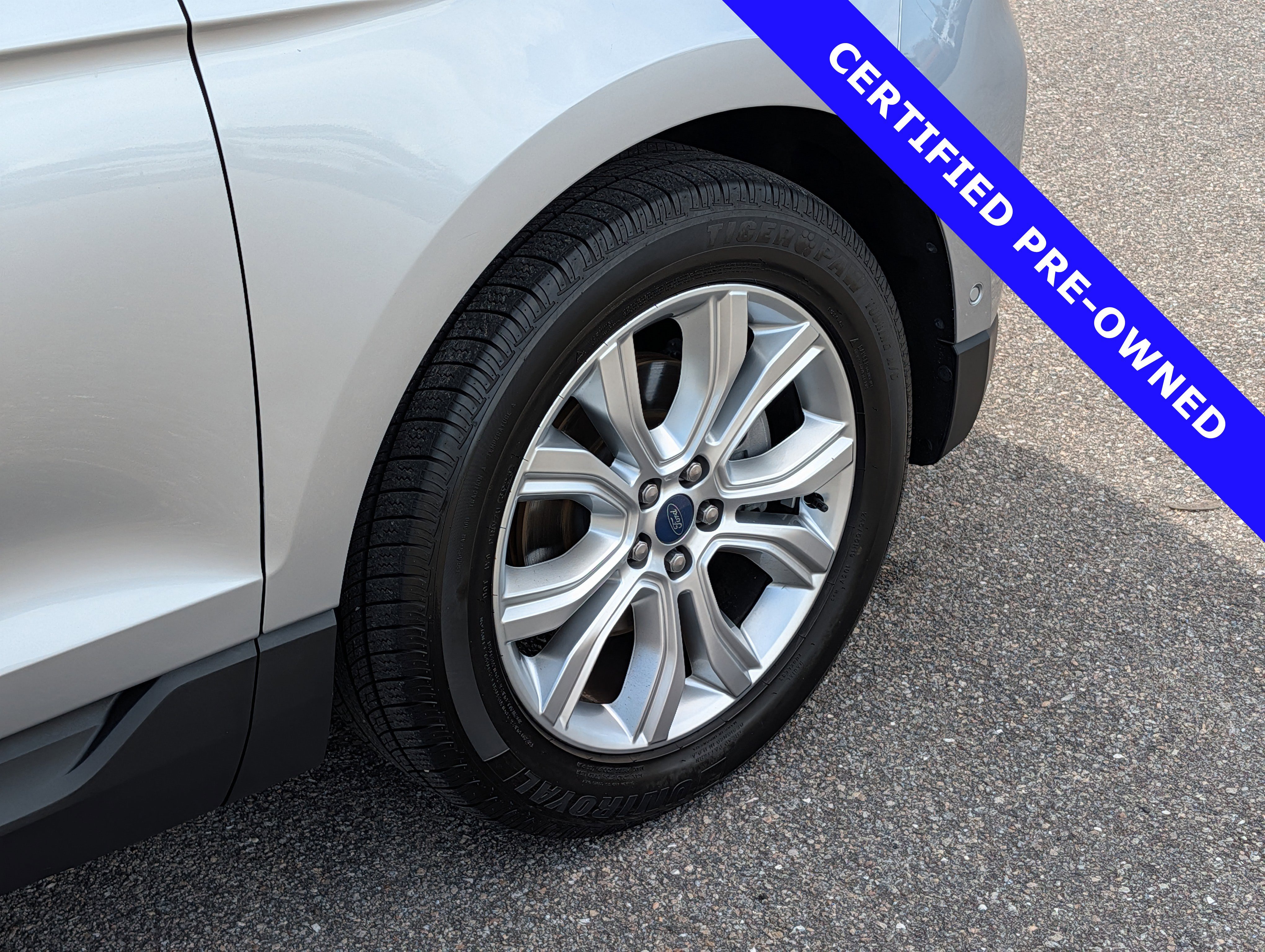 Certified 2020 Ford Edge Titanium w/ Equipment Group 301A FWD image 12