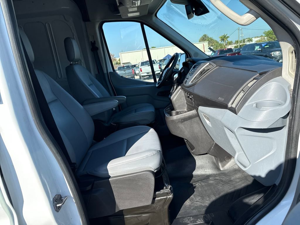 Certified 2018 Ford Transit 350 148 High Roof Extended image 24