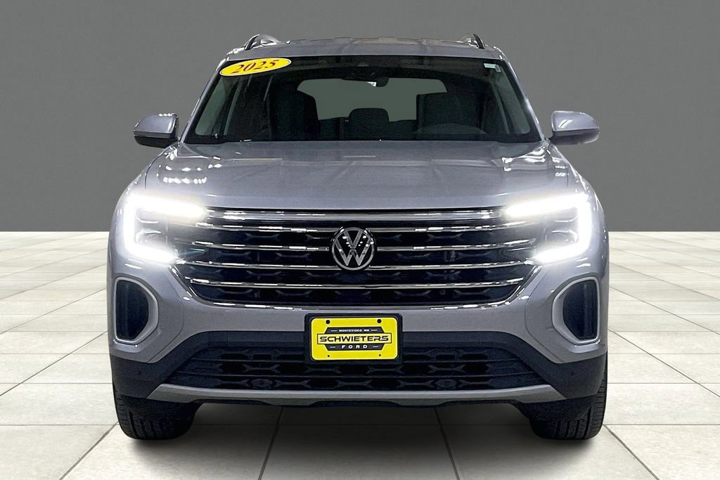 Used 2025 Volkswagen Atlas SE image 6