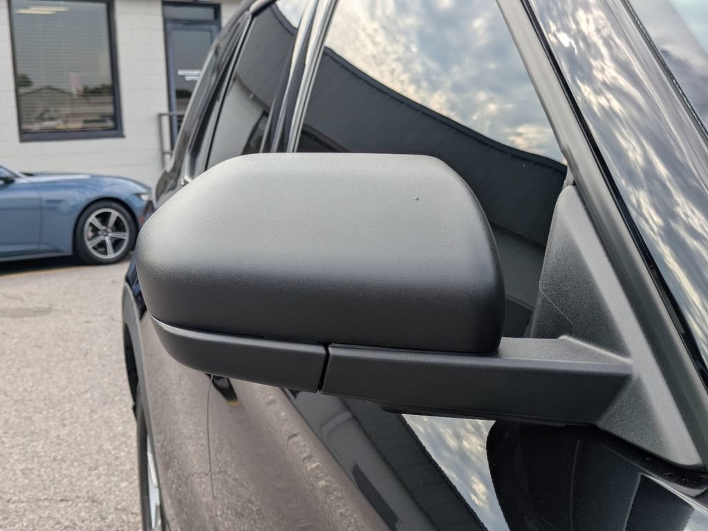 Certified 2025 Ford Explorer Active RWD image 12